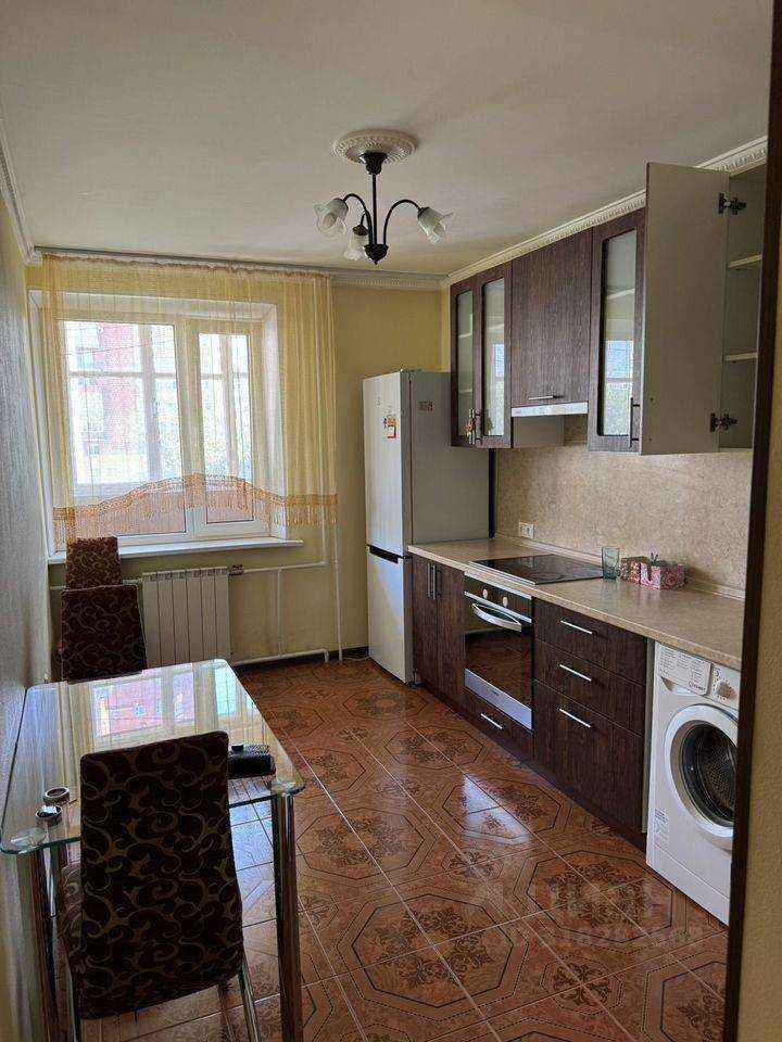 1-комнатная квартира, 38 м² — фотография 2