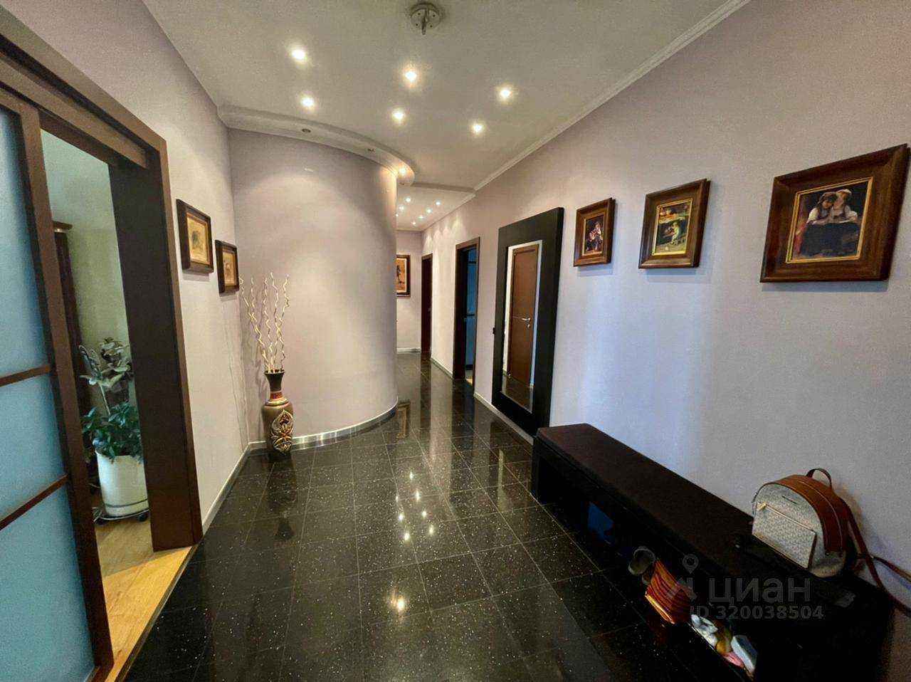 4-комнатная квартира, 144 м²