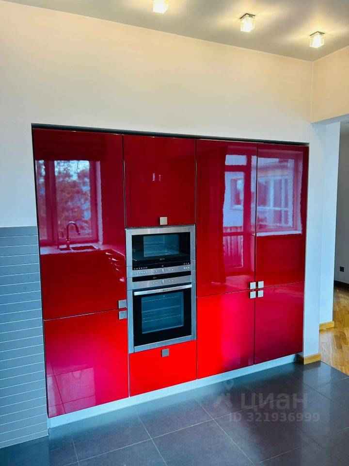 4-комнатная квартира, 110 м² — фотография 2