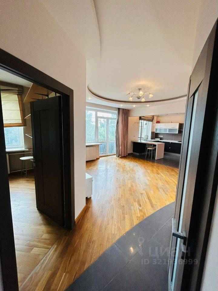 4-комнатная квартира, 110 м²