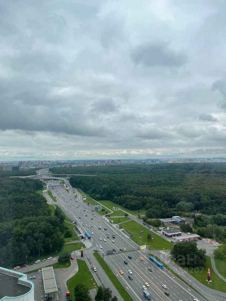 3-комнатная квартира, 77 м² — фотография 3