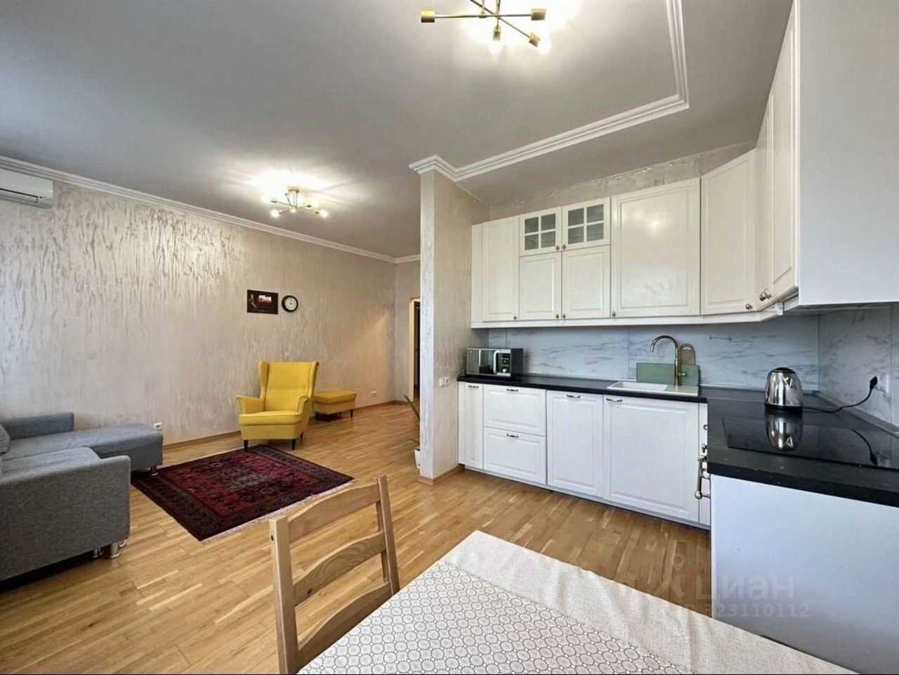2-комнатная квартира, 62 м² — фотография 2
