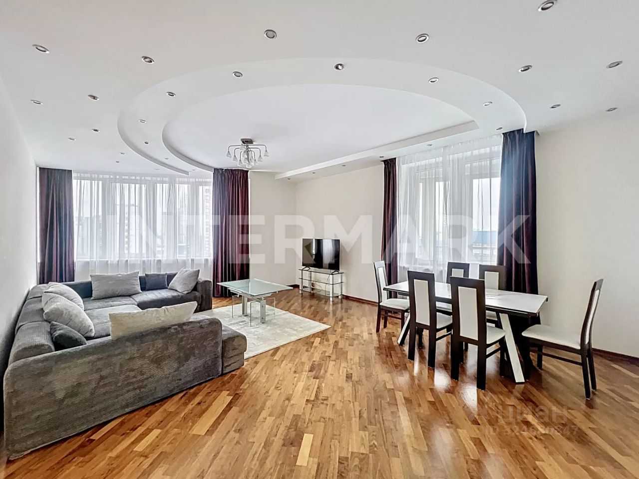 5-комнатная квартира, 211 м²