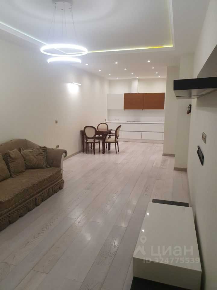 1-комнатная квартира, 70 м² — фотография 2