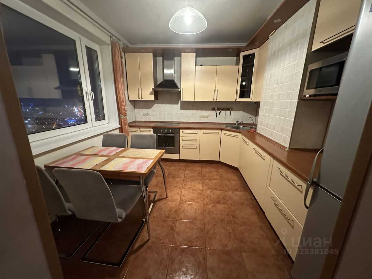 3-комнатная квартира, 76 м² — фотография 2