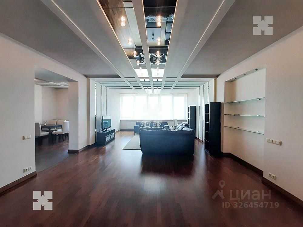 2-комнатная квартира, 120 м² — фотография 2