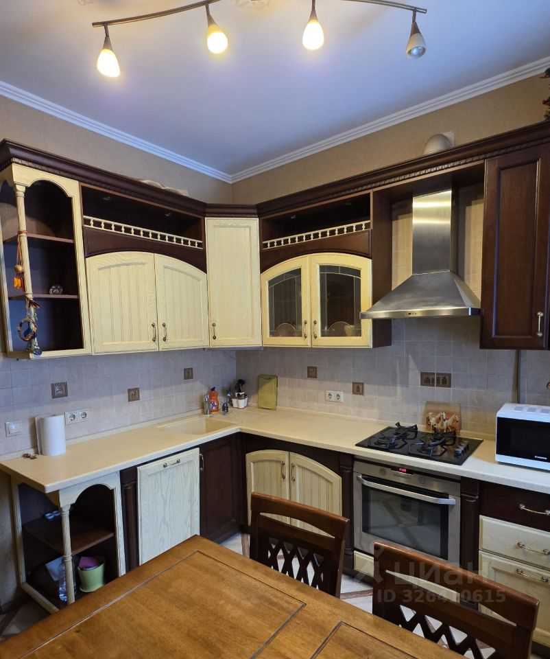 2-комнатная квартира, 65 м² — фотография 2