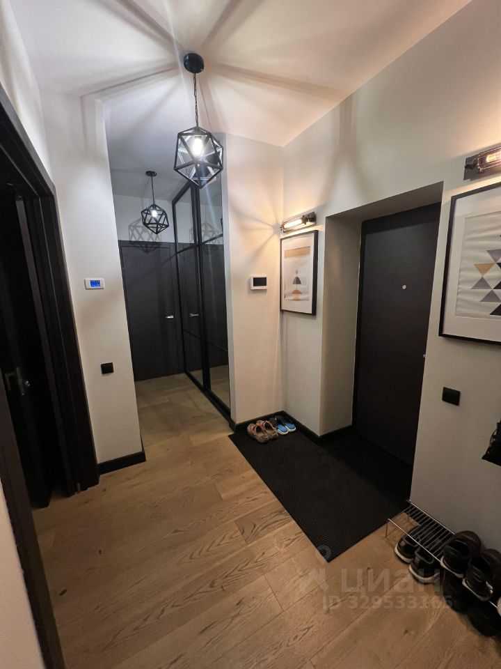 2-комнатная квартира, 63 м² — фотография 2