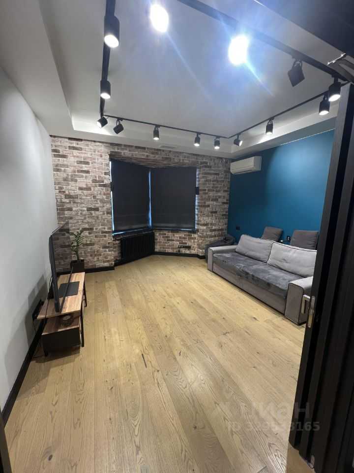 2-комнатная квартира, 63 м² — фотография 3
