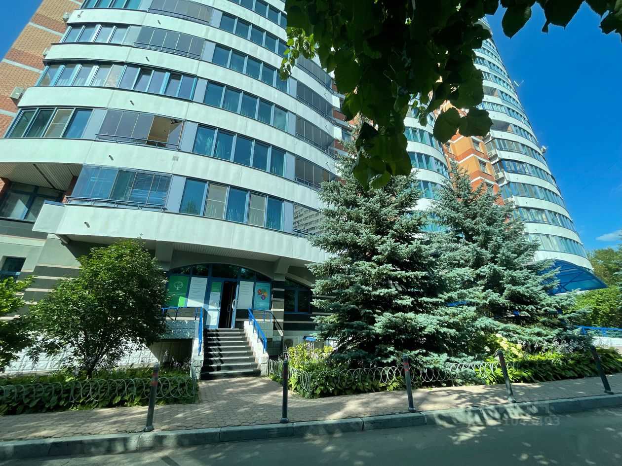 4-комнатная квартира, 180 м² — фотография 3