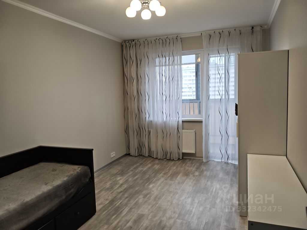 2-комнатная квартира, 64,8 м² — фотография 2