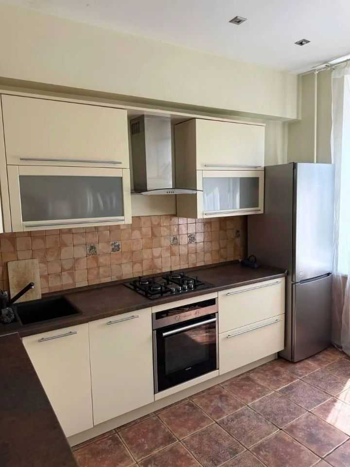 2-комнатная квартира, 56 м² — фотография 2