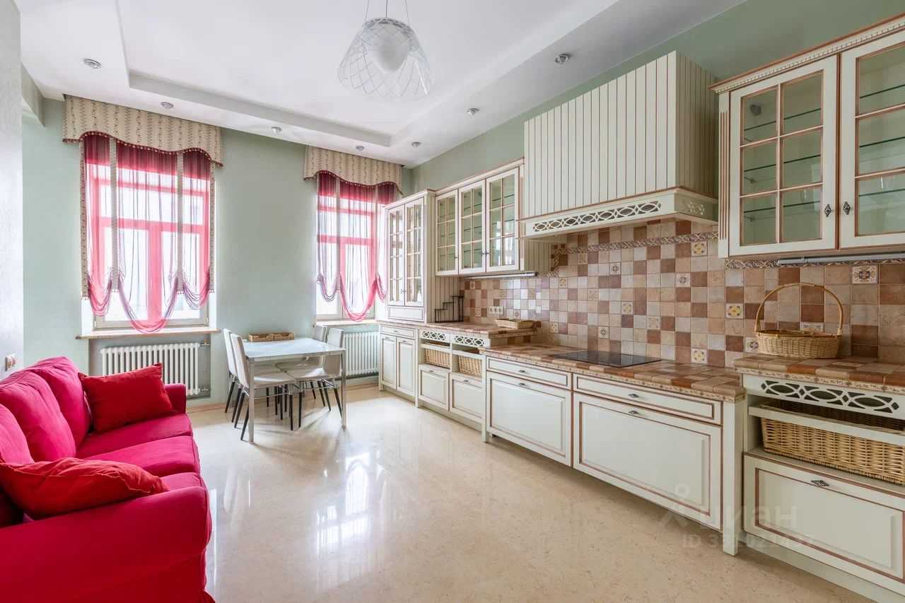 4-комнатная квартира, 162,5 м² — фотография 3