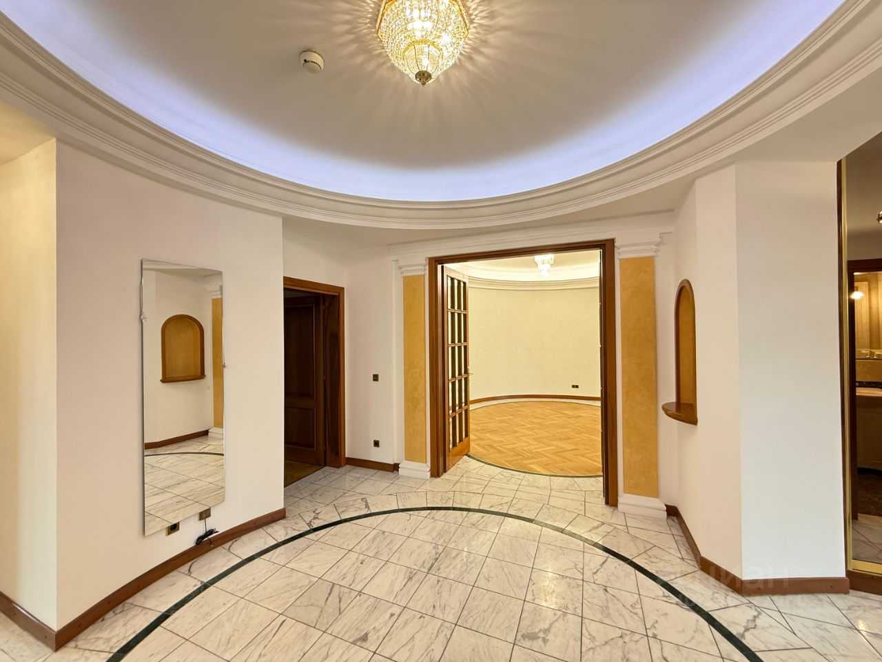 4-комнатная квартира, 173,9 м² — фотография 2