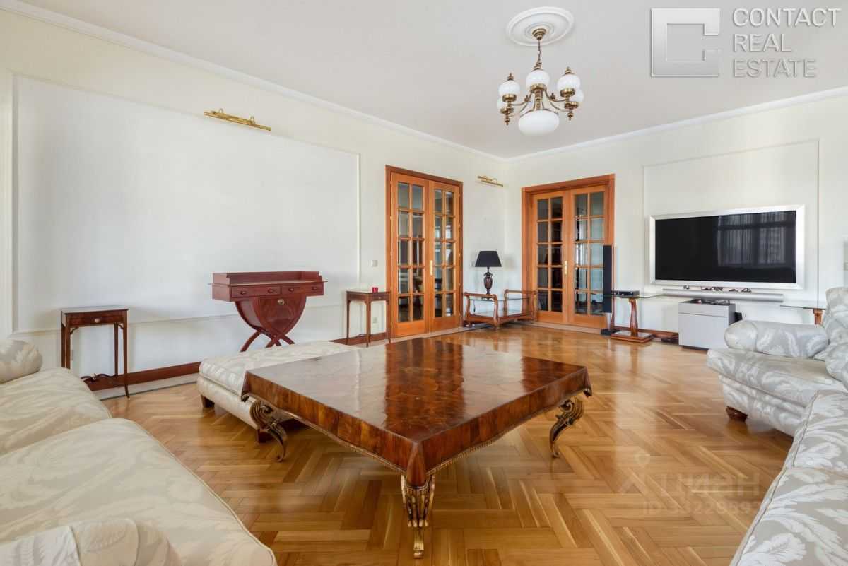 4-комнатная квартира, 250 м² — фотография 2