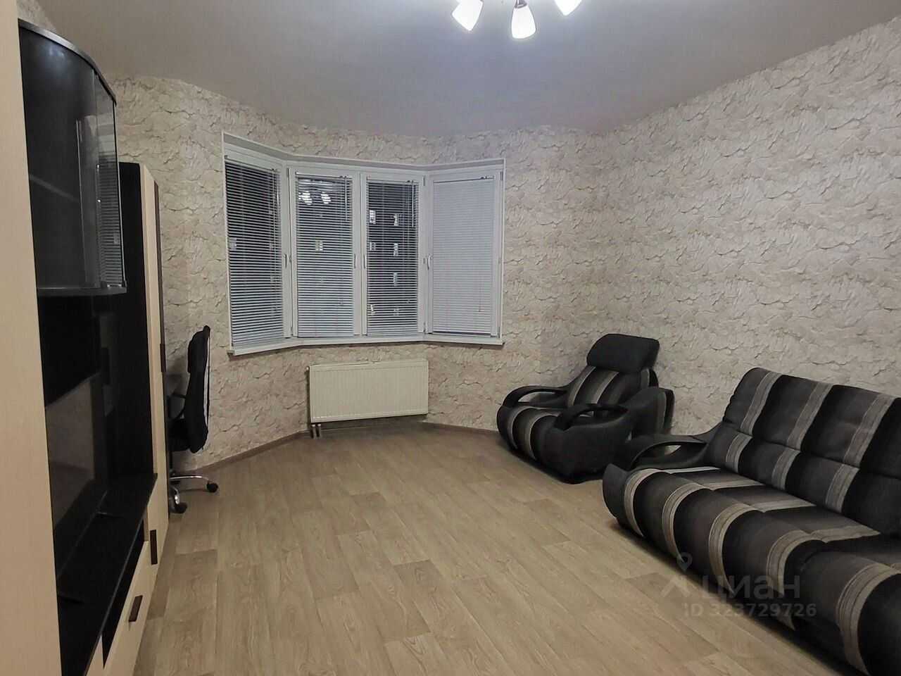 1-комнатная квартира, 38 м² — фотография 2
