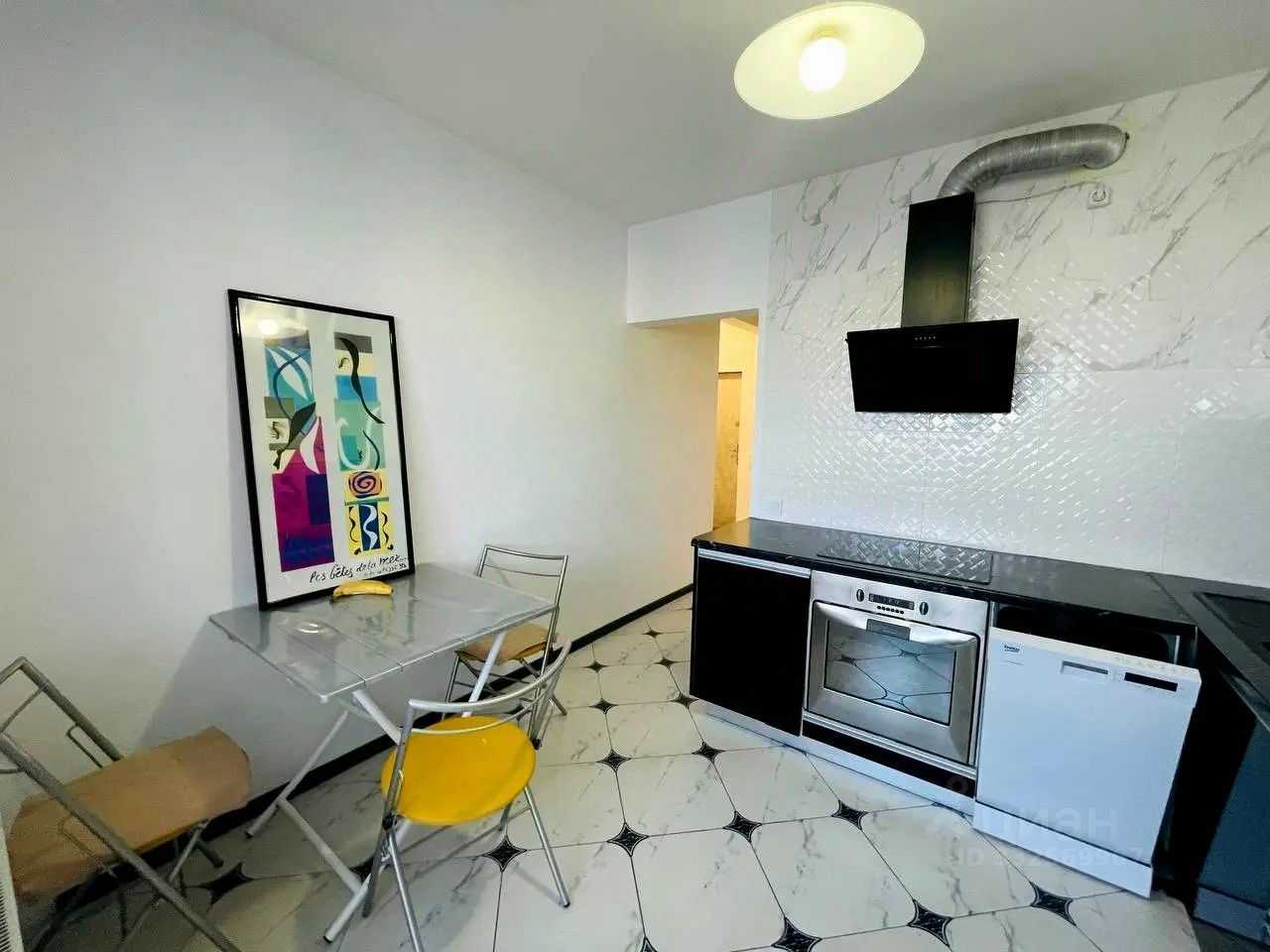 1-комнатная квартира, 42 м² — фотография 3