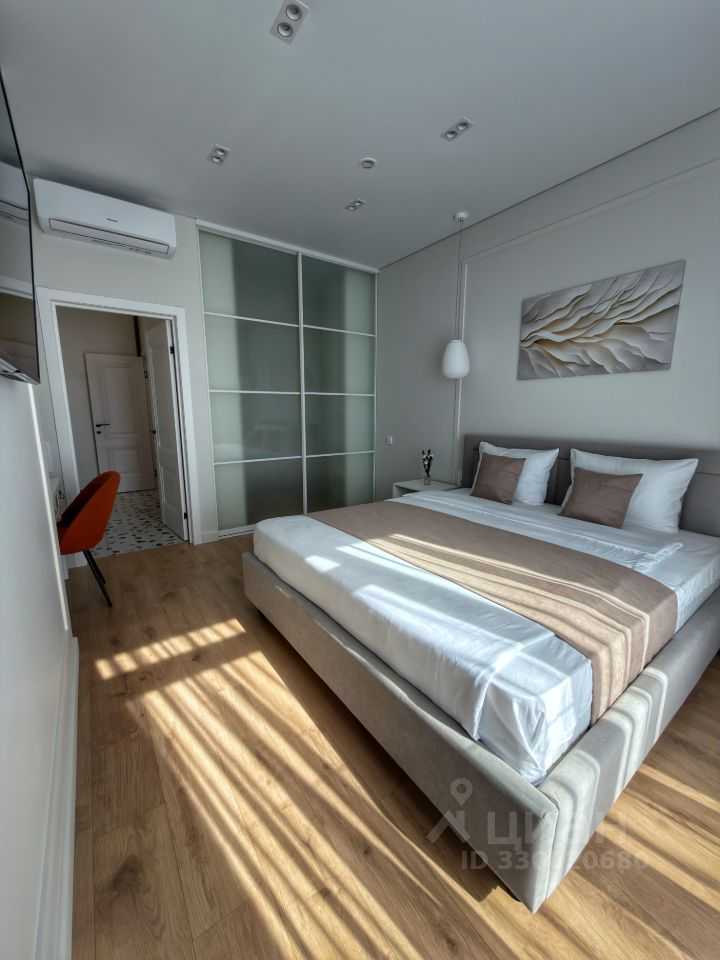1-комнатная квартира, 57 м² — фотография 2