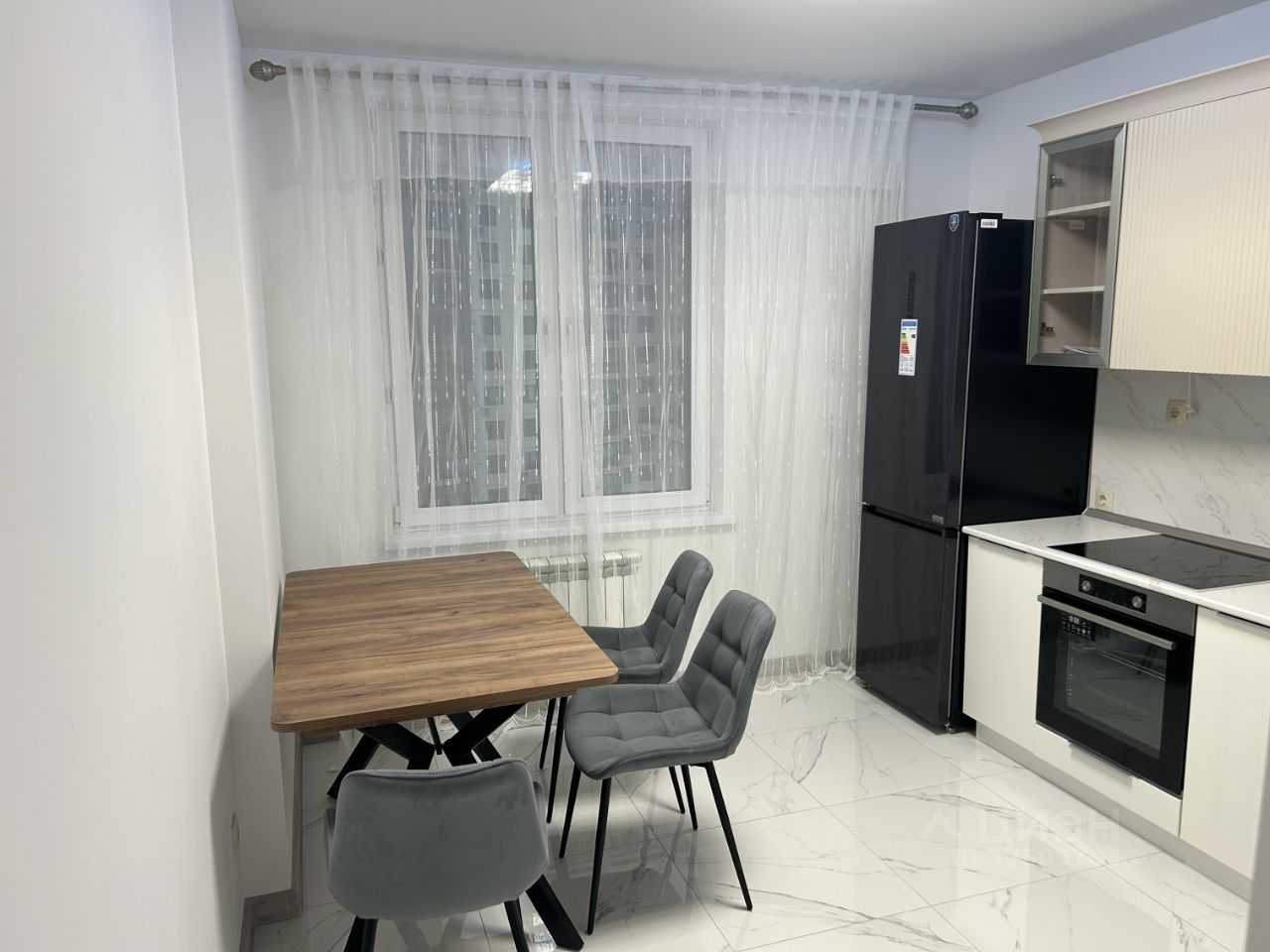 2-комнатная квартира, 65 м² — фотография 2