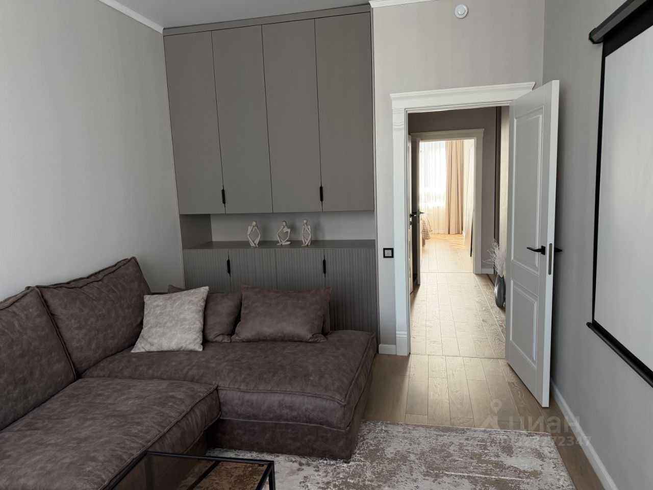 3-комнатная квартира, 63 м² — фотография 2