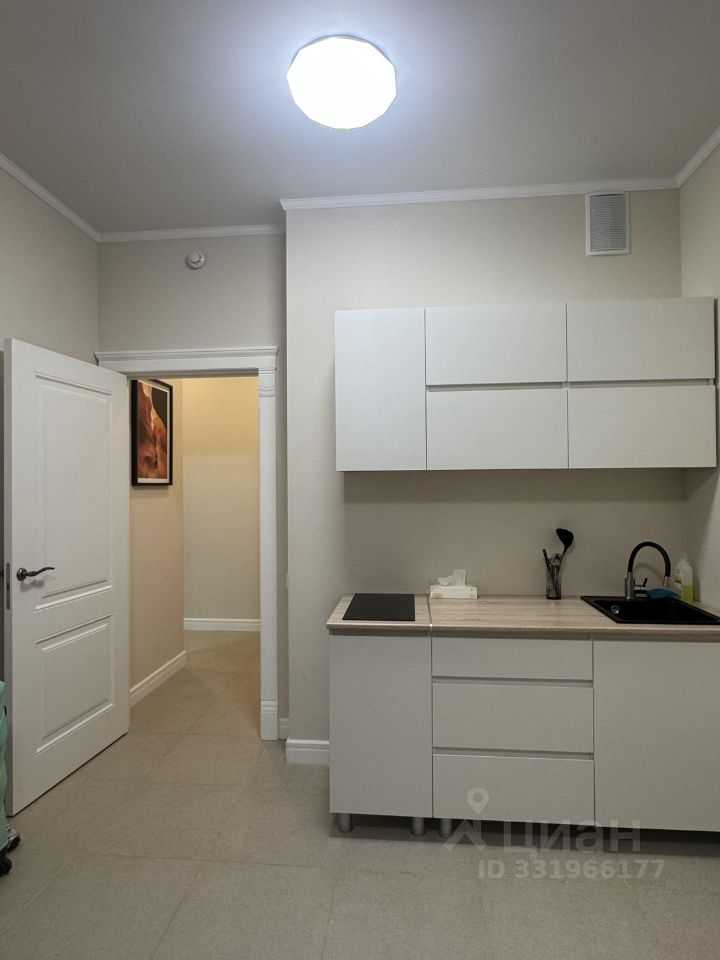 1-комнатная квартира, 35,9 м² — фотография 2