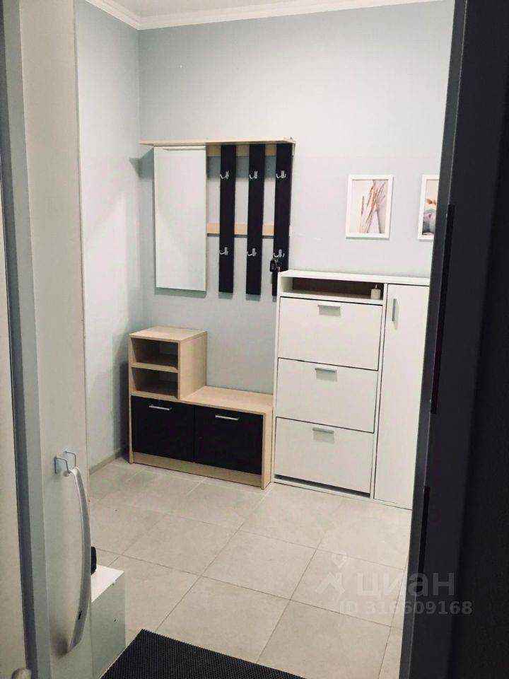 2-комнатная квартира, 60 м²
