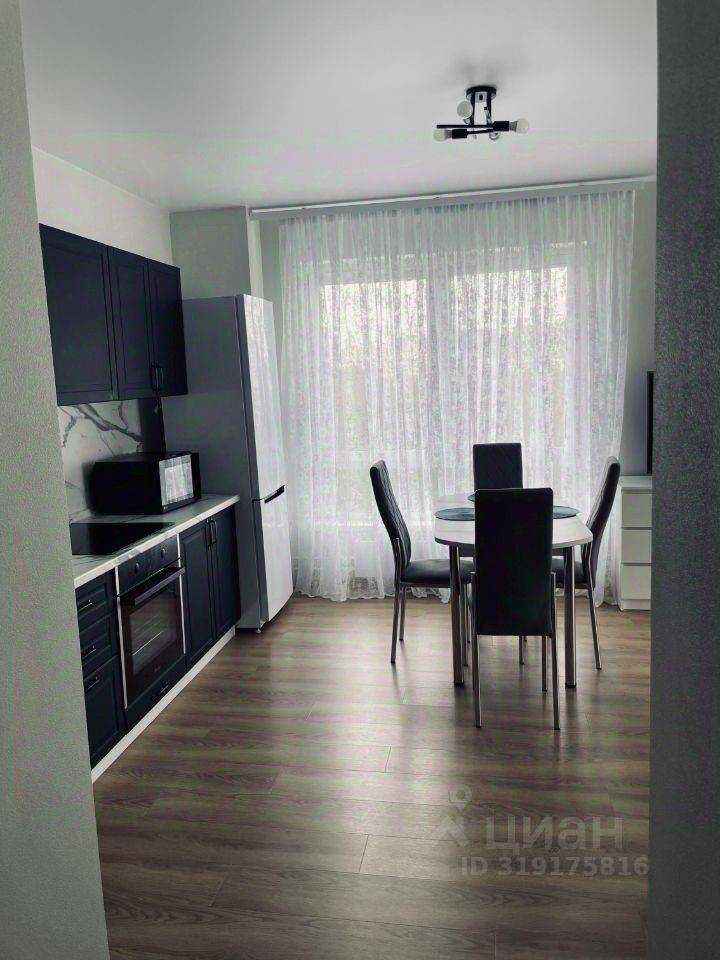 2-комнатная квартира, 62 м² — фотография 3