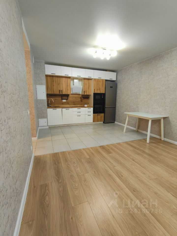 3-комнатная квартира, 77 м² — фотография 2