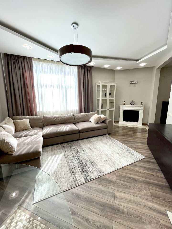 4-комнатная квартира, 116 м² — фотография 3
