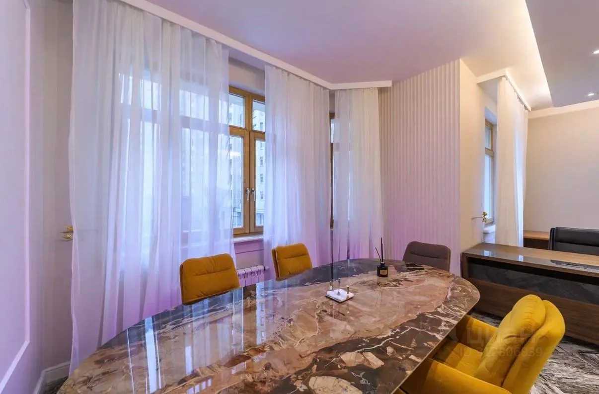 3-комнатная квартира, 120 м² — фотография 2
