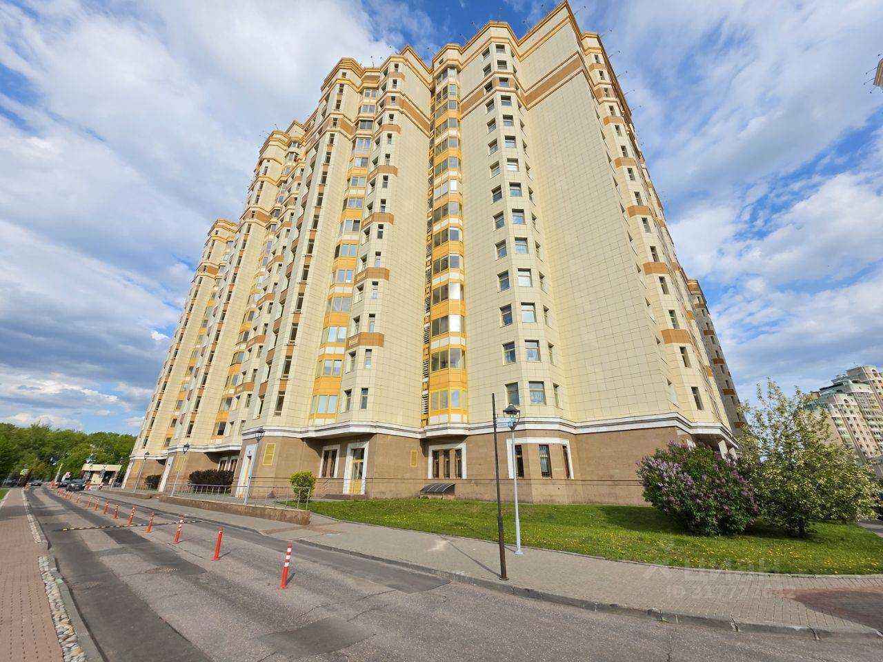2-комнатная квартира, 90 м²