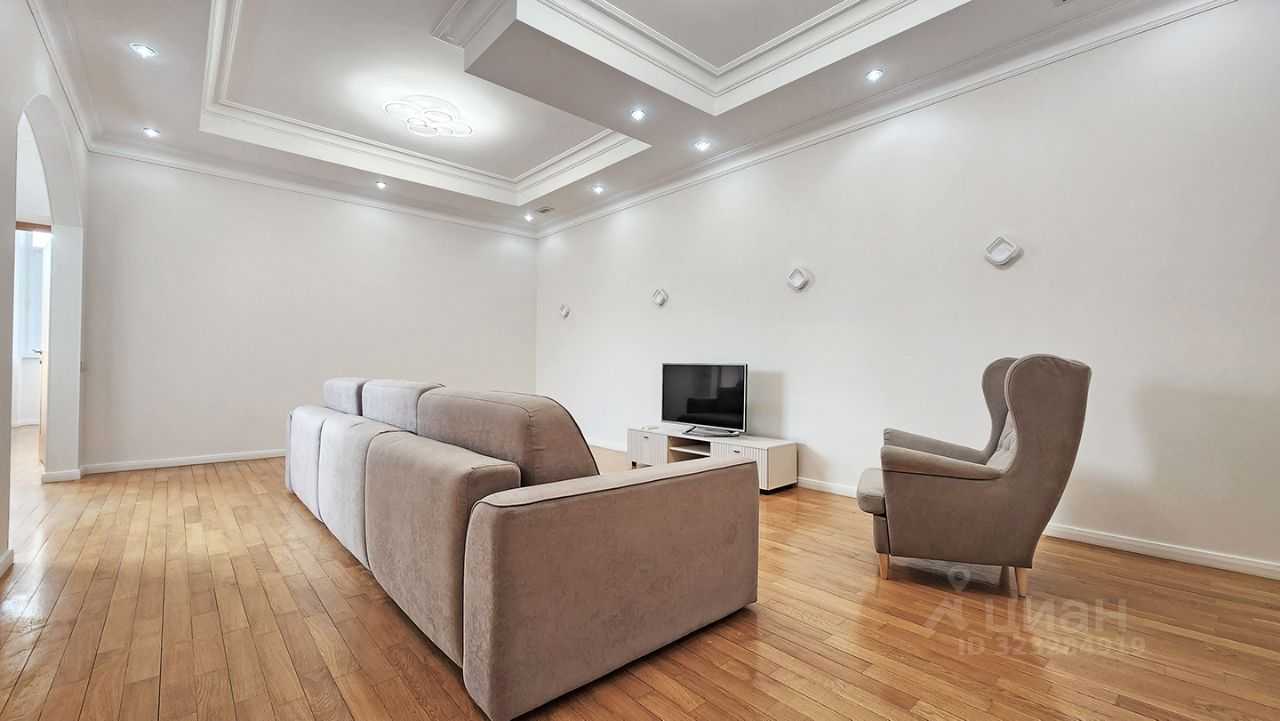 4-комнатная квартира, 160 м² — фотография 2