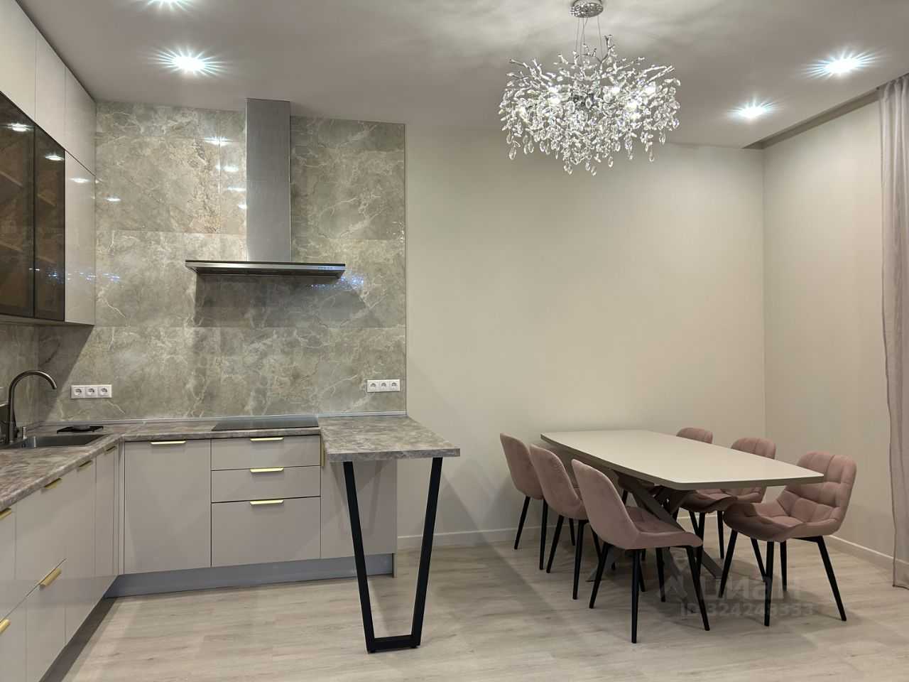 4-комнатная квартира, 160 м²