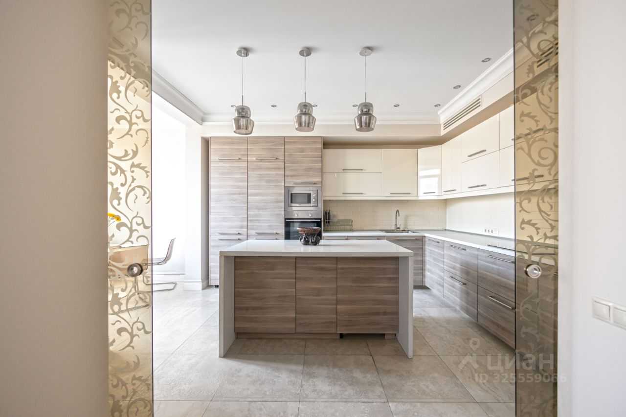 4-комнатная квартира, 160 м²