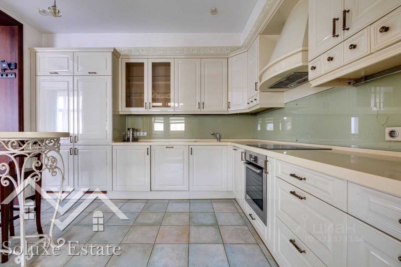4-комнатная квартира, 150 м² — фотография 3