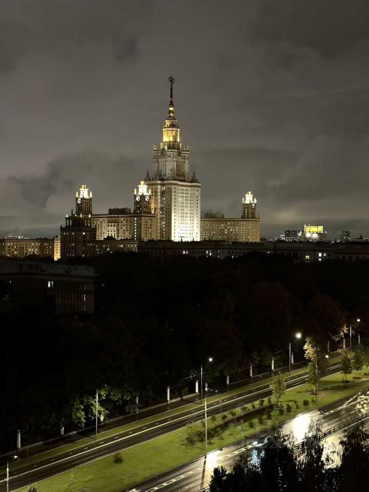 4-комнатная квартира, 138 м² — фотография 2