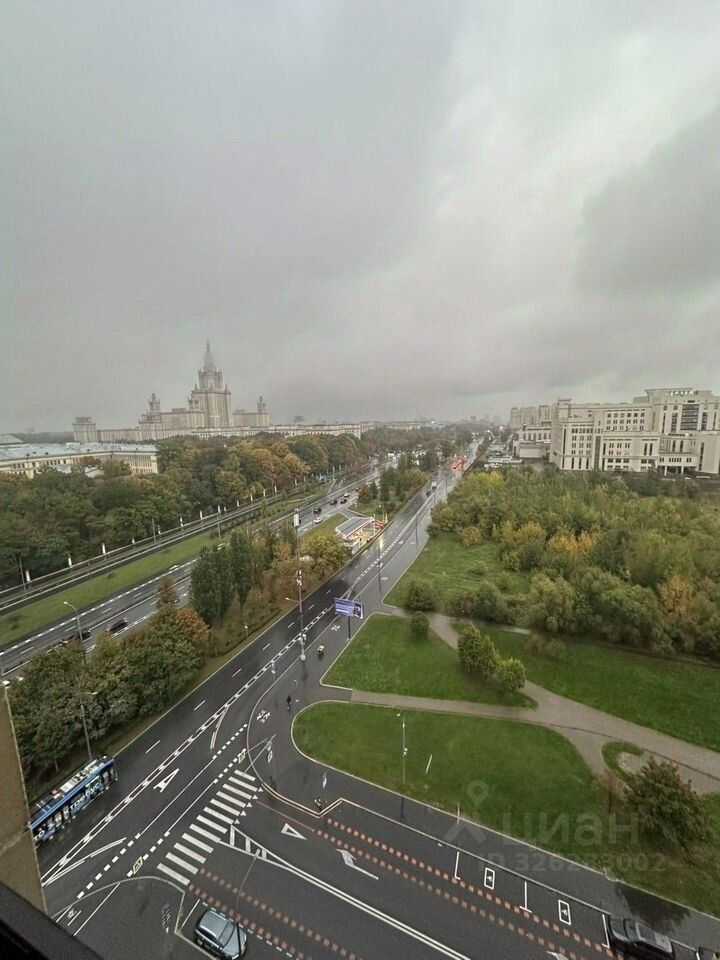 4-комнатная квартира, 138 м² — фотография 3