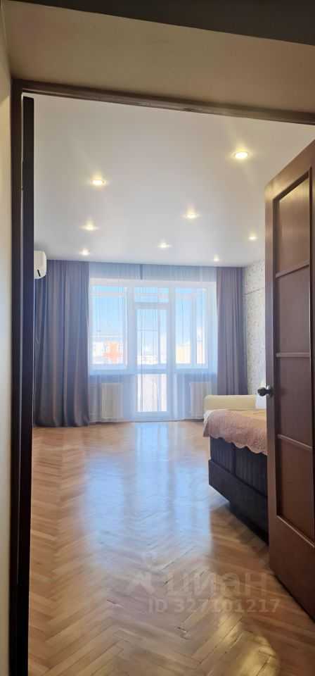 2-комнатная квартира, 77 м² — фотография 3
