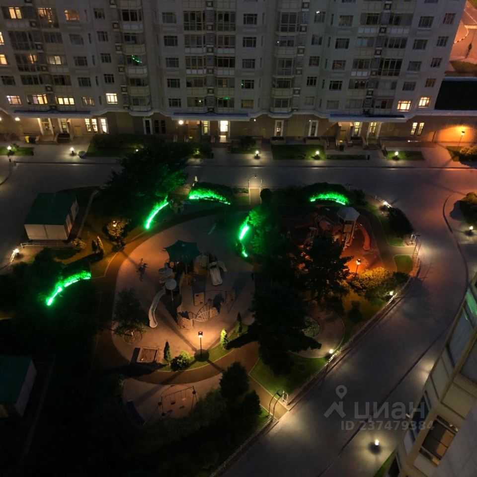 4-комнатная квартира, 130 м² — фотография 3