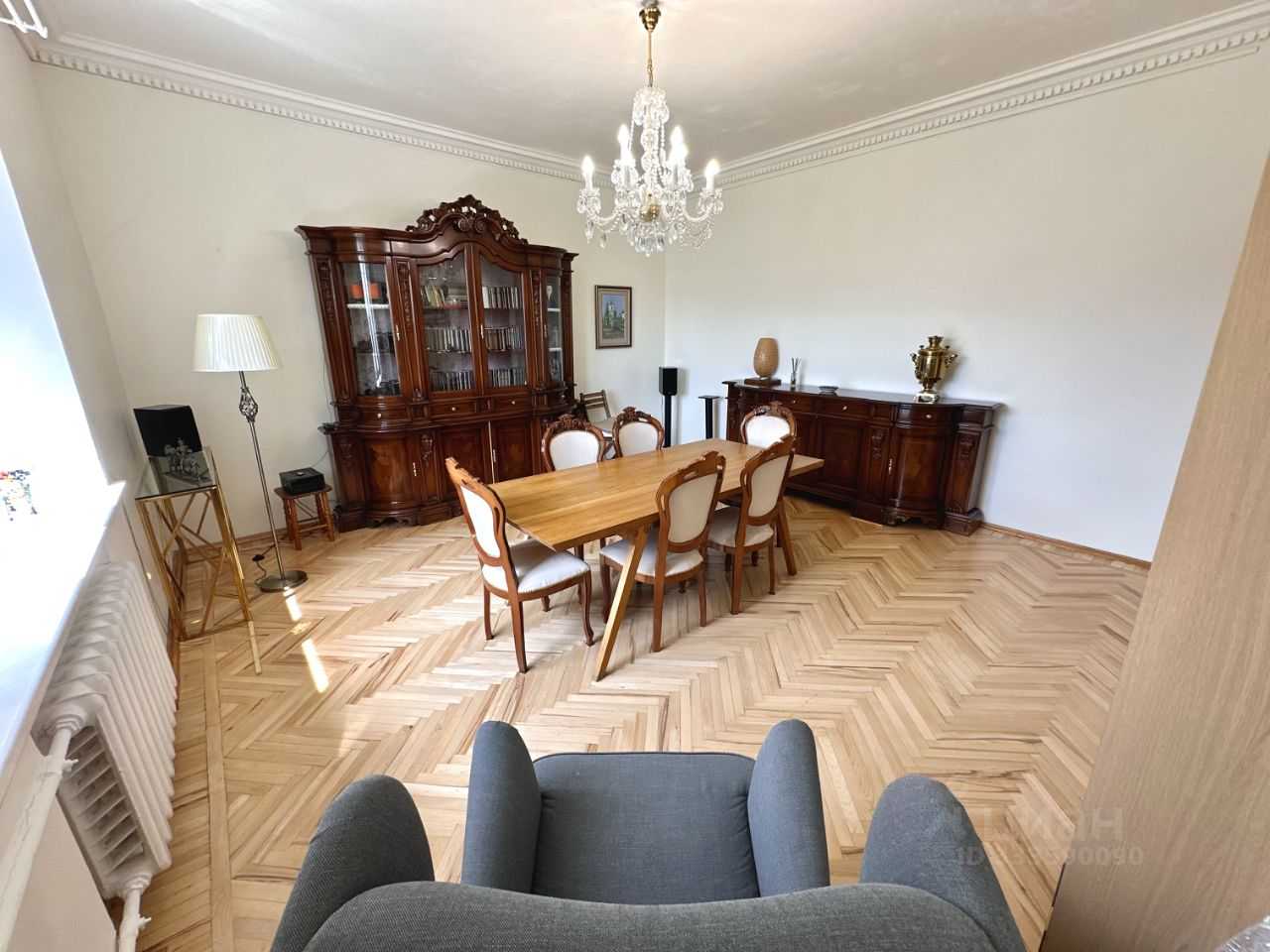 4-комнатная квартира, 130 м²
