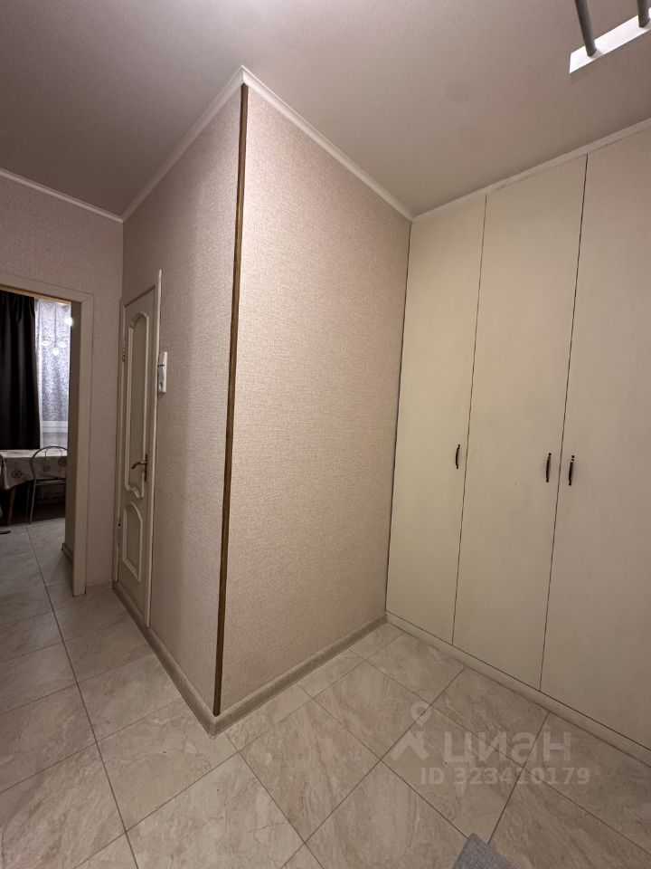 1-комнатная квартира, 38 м² — фотография 2