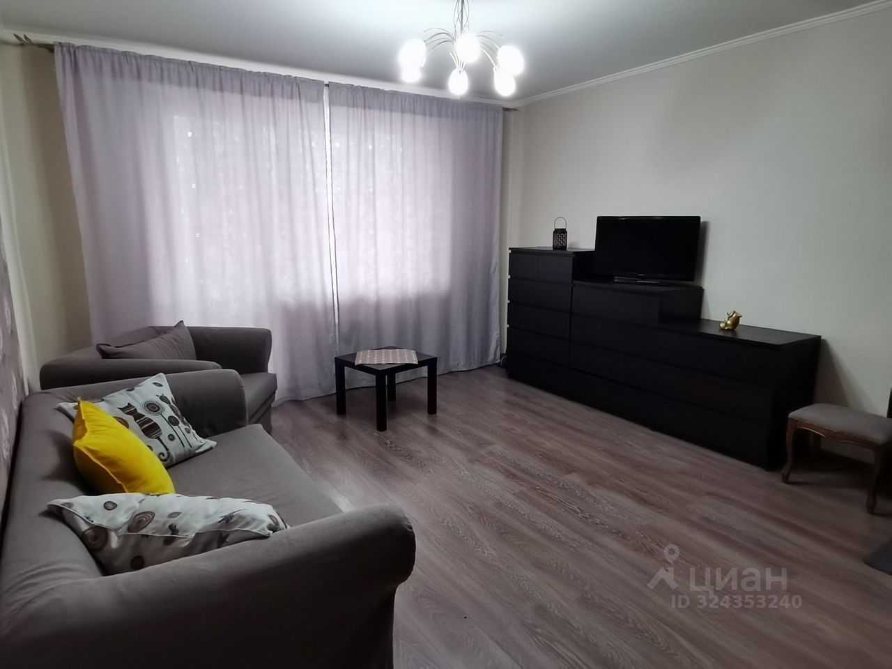 1-комнатная квартира, 42 м² — фотография 2