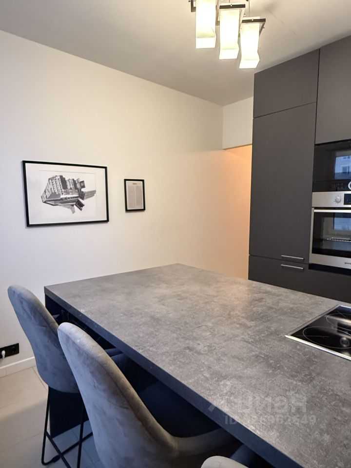 2-комнатная квартира, 55 м² — фотография 3