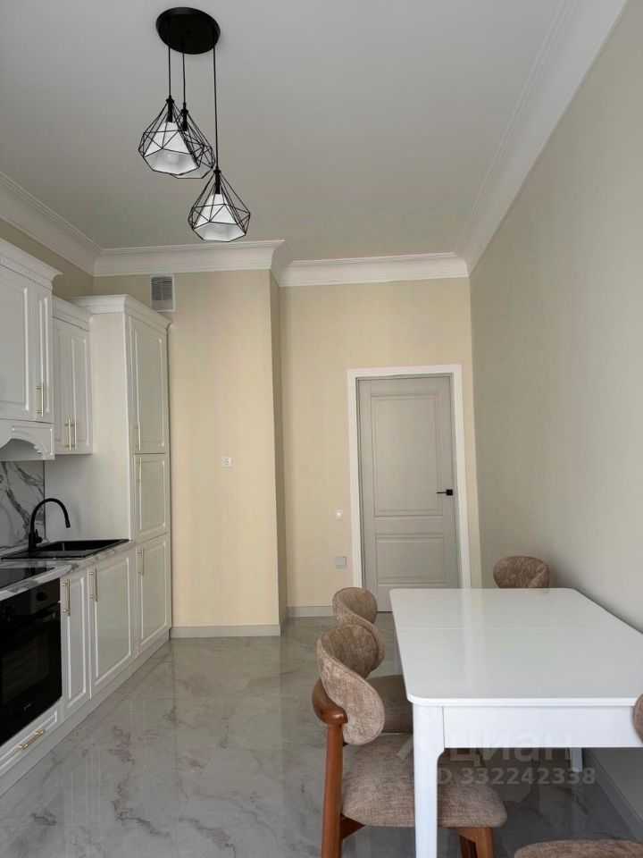 2-комнатная квартира, 63,5 м² — фотография 2