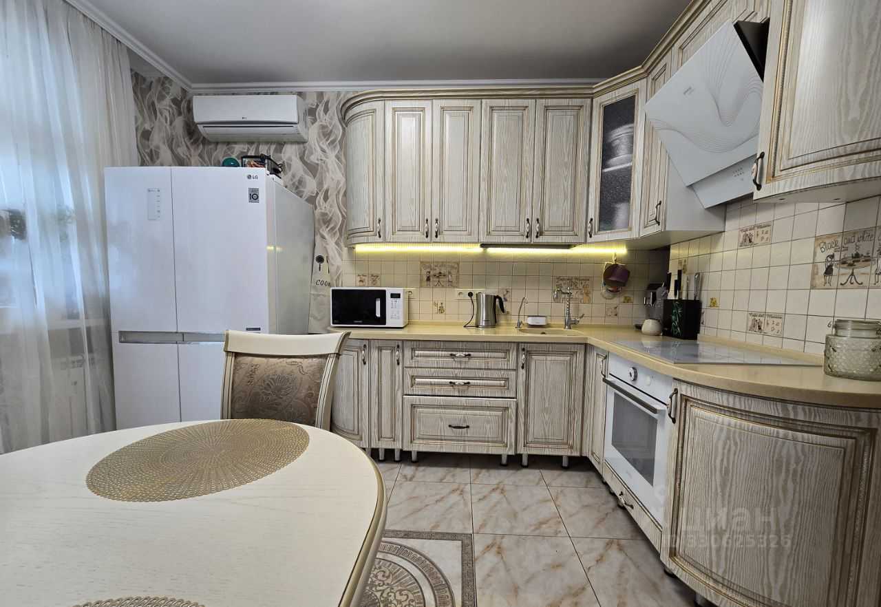 2-комнатная квартира, 64 м² — фотография 2
