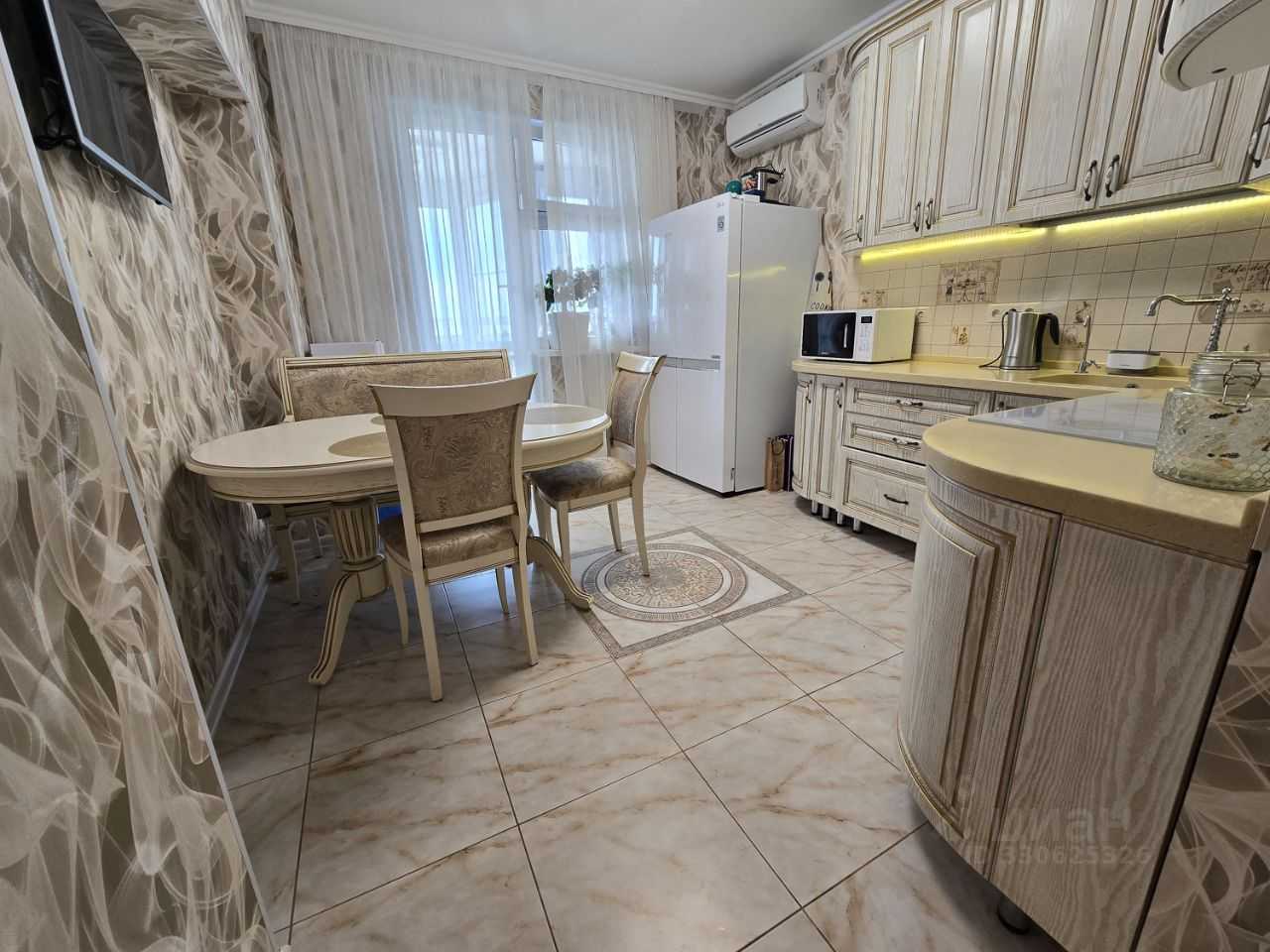 2-комнатная квартира, 64 м² — фотография 3