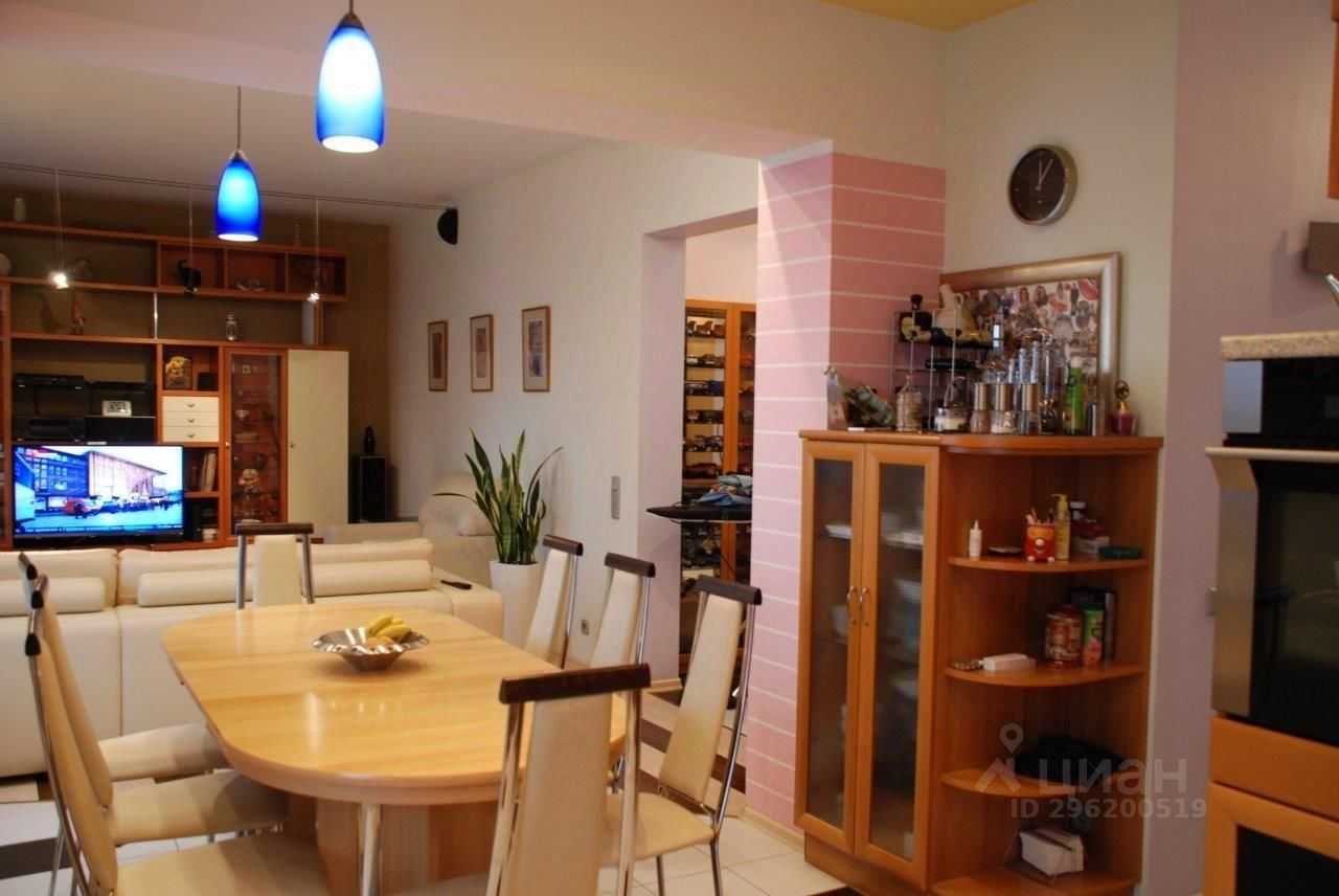 3-комнатная квартира, 110 м² — фотография 2