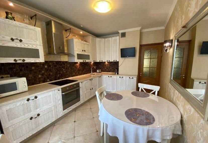2-комнатная квартира, 60 м²