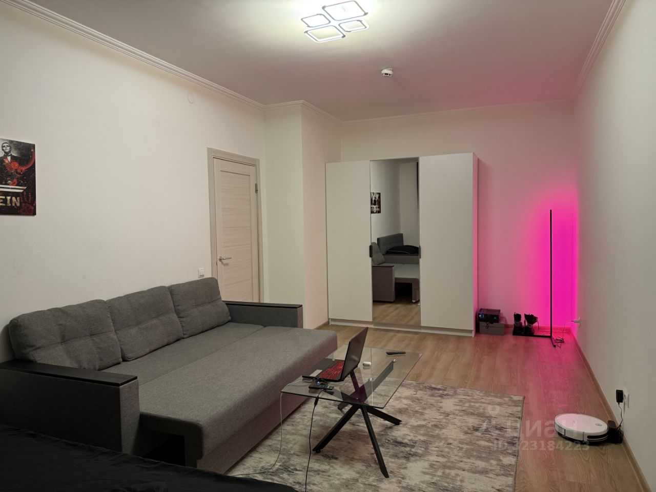 1-комнатная квартира, 42 м² — фотография 2