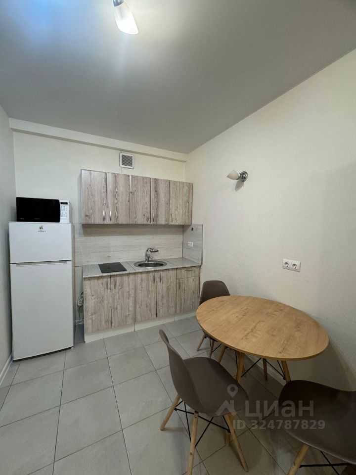 1-комнатная квартира, 35,7 м² — фотография 2